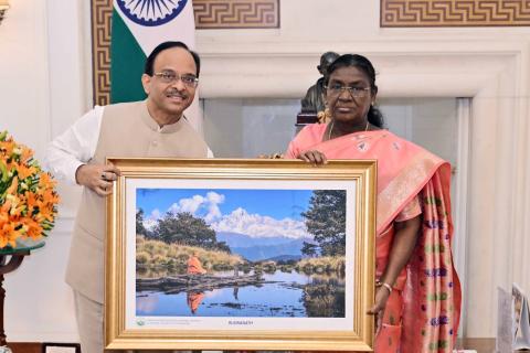 HNB Garhwal University VC Prof. Prakash Sing Meets President Murmu